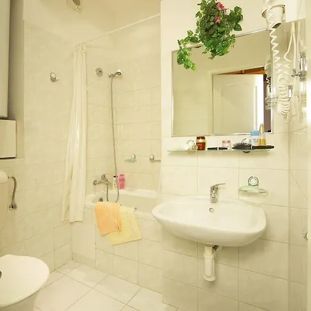 Appartamento Vysehrad With Free Parking Praga