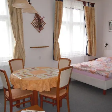 Apartment Vysehrad With Free Parking *