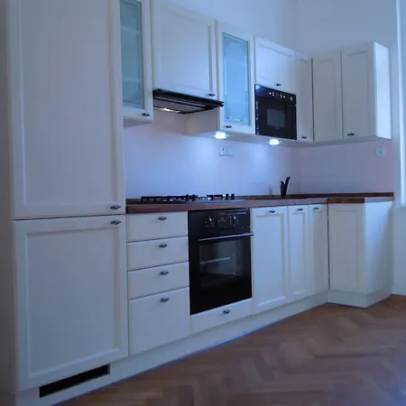 Vysehrad With Free Parking Apartment Prague
