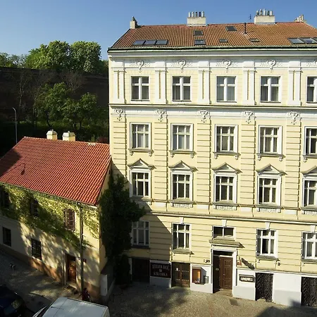Vysehrad With Free Parking Apartment *