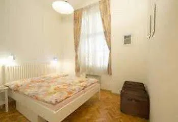 Apartment Vysehrad With Free Parking *